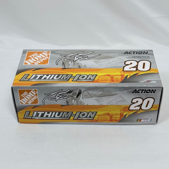 Tony Stewart 2005 Monte Carlo Home Depot Lithium Ion Action 1/24 Scale Car - Picture 1 of 12